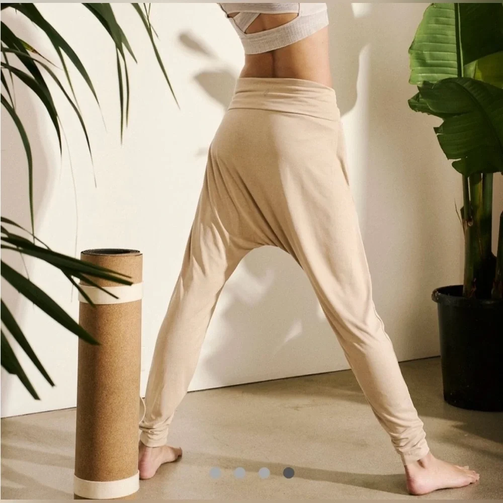 Free People Movement Echo Harem Pants in Clay Size Large